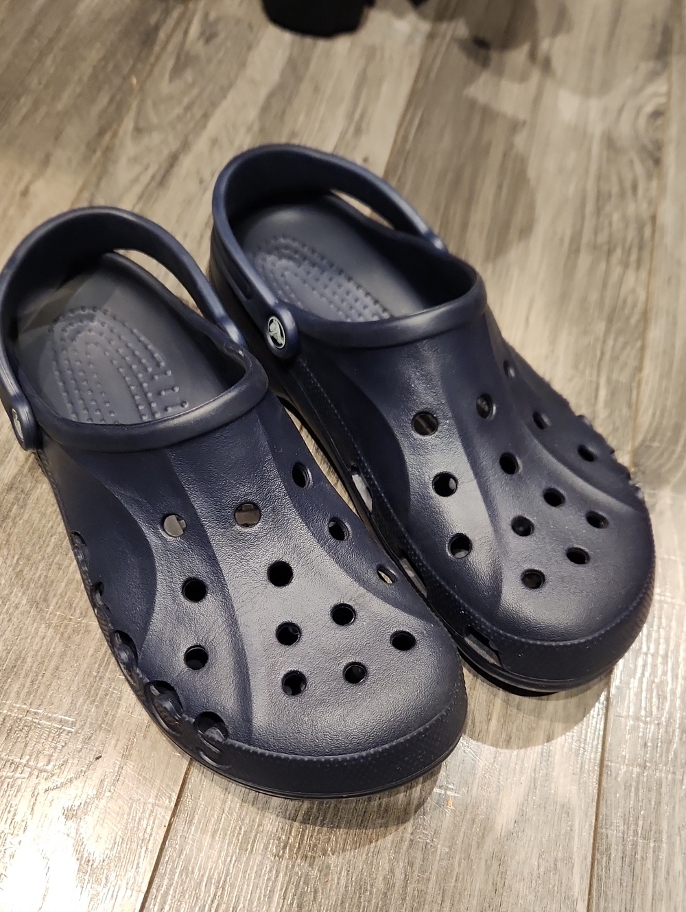 EUC CROCS Men’s Navy Classic Clog Sandals Sz 12
